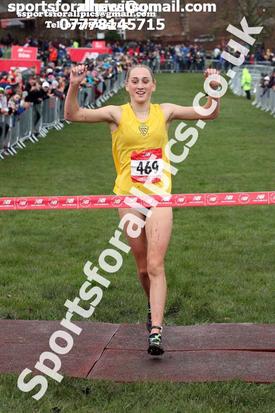 Intermediate girls 2019 New Balance English Schools Cross Country Champs, Temple Newsam, Leeds. Photo:  David T. Hewitson/Sports for All Pics